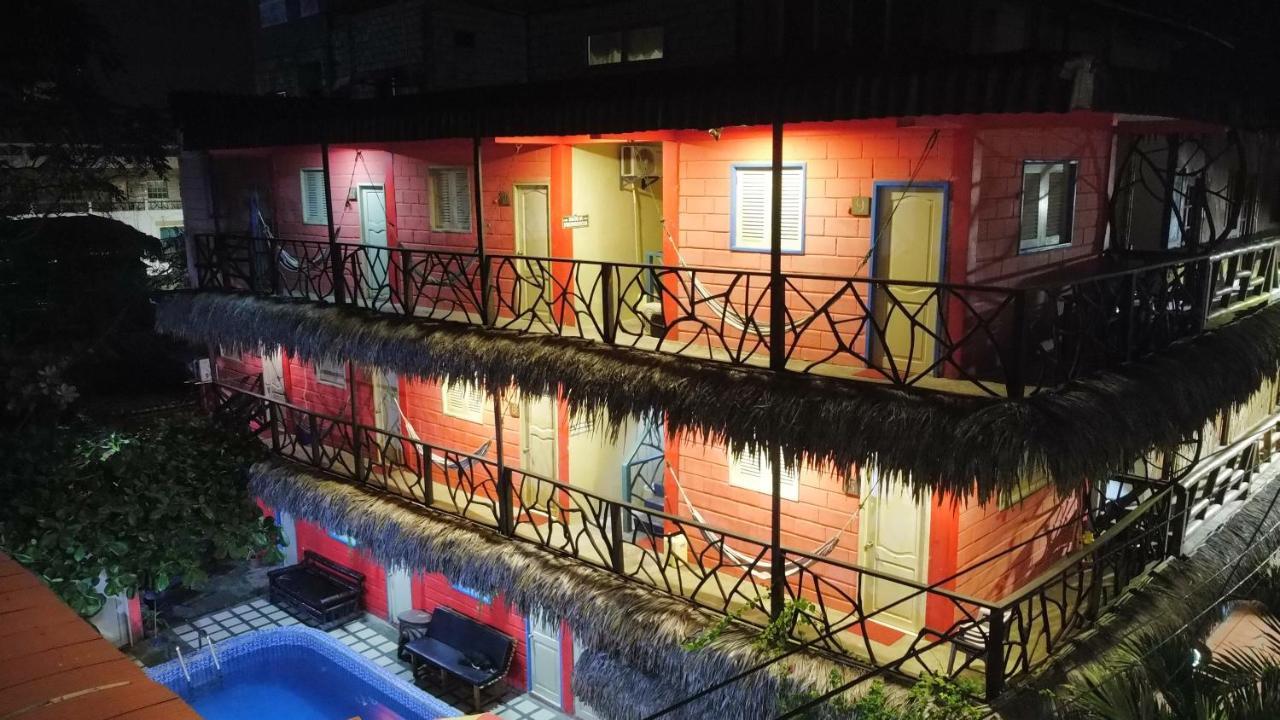 Arrecife Montanita Hostal Zewnętrze zdjęcie