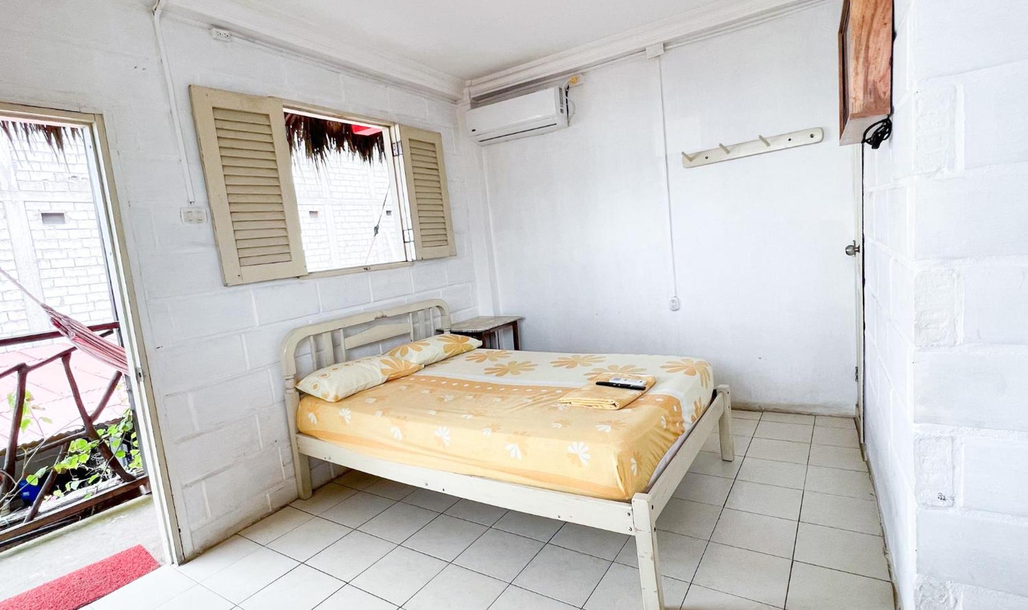 Arrecife Montanita Hostal Zewnętrze zdjęcie